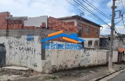 Terreno com casa 170m², material de construção incluso.