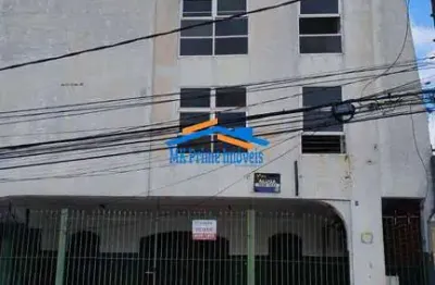 Imóvel comercial de 3 pavimentos - ideal para igreja ou eventos.