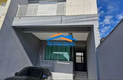 Sobrado 3 quartos todos suítes 4 vagas de garagem 165m² de área construída.