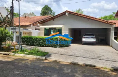 Sobrado com 3 suítes/ 2 dormitórios - 4 vagas - piscina