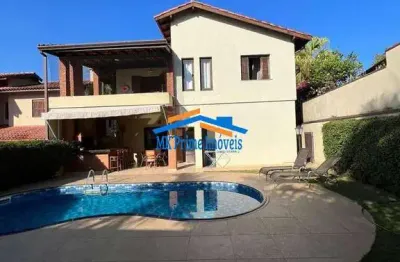 Sobrado com 3 dormitórios sendo 1 suíte - piscina - 2 vagas
