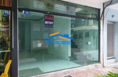 Loja comercial triplex no centro comercial de alphaville