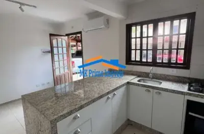 Casa em condomínio fechado com 3 quartos para alugar na Estrada dos Galdinos, Jardim Barbacena, Cotia
