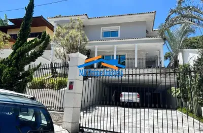 Casa com 4 suítes - piscina - rua tranquila - parque dos principes