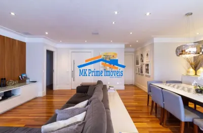 Apartamento reformado de 181 m² com 3 suítes e varanda gourmet