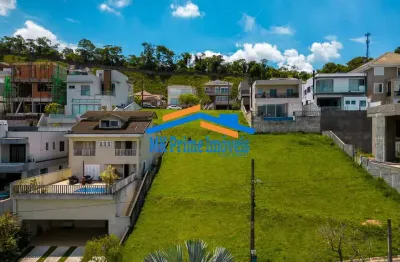 Terreno à Venda no Residencial Valville I – Vista Permanente