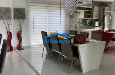 Sobrado à Venda 326m² com Piscina, 4 quartos, 2 Suítes City Bussocaba Osasc