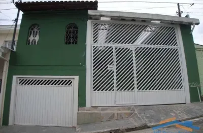 Casa com 2 dormitórios, quintal e 2 vagas de garagem - bela vista - osasco.
