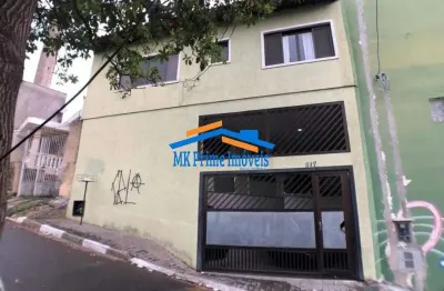 Lindo sobrado sendo 5 dormitórios e 2 suítes  - aceita permuta.