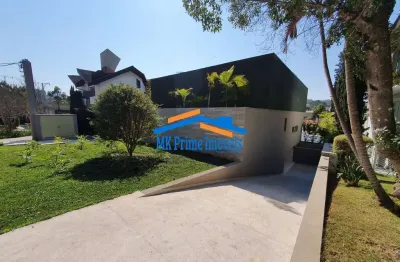 Linda mansão com 5 suítes, elevador e excelente vista - tamboré 2.