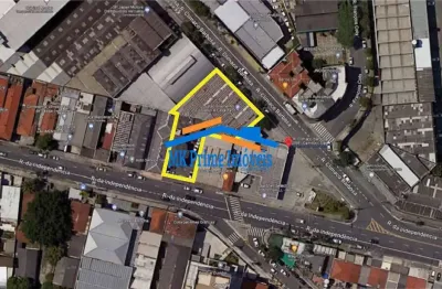 Terreno comercial para alugar na Rua Clímaco Barbosa, Cambuci, São Paulo
