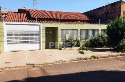 Casa com 3 quartos à venda na Rua Elmano Soares, Vila Nasser, Campo Grande