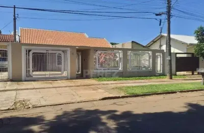 Casa com 4 quartos à venda na Rua da Pátria, Vila Taveirópolis, Campo Grande