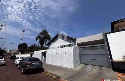Casa com 4 quartos à venda na Rua Doutor Arlindo de Andrade, Amambaí, Campo Grande