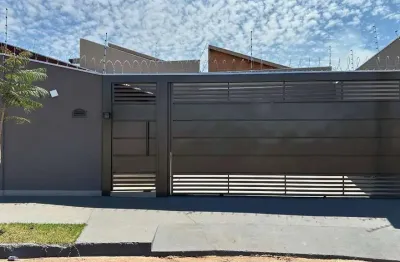 Casa com 4 quartos à venda na Rua da Reserva Ambiental, Água Limpa Park, Campo Grande