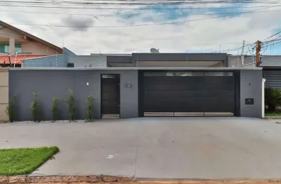 Casa com 3 quartos para alugar na Rua Tinhorão, Cidade Jardim, Campo Grande