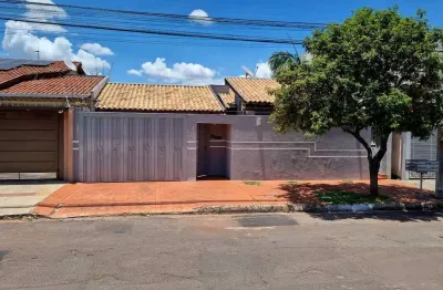 Casa com 4 quartos à venda na Rua Nagib Ourives, Carandá Bosque, Campo Grande
