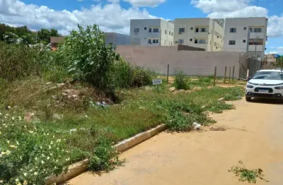 Terreno à venda na Aroeiras, Jardins, Governador Valadares