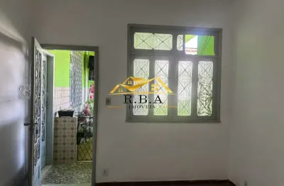 Apartamento com 2 quartos para alugar na Estrada do Sapé, Turiaçu, Rio de Janeiro