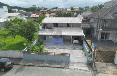 Casa com 5 quartos à venda na Rua Praga, Itaguaçu, São Francisco do Sul