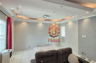 Casa à Venda no Prestes de Barros, Zona Leste de Sorocaba com 2 Dormitórios e Suíte!