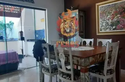 Sobrado para Venda e Locação em Condomínio no bairro Iporanga, Sorocaba - Lazer Completo!