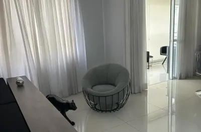 Lindo apartamento de 144m2  com 03 dormitórios sendo 01 suíte, à venda,  no bairro planalto em s.b.campo - sp.