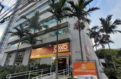 Linda e ampla sala comercial, no alto boa vista,em são paulo - sp