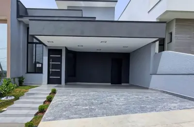 Linda térrea de 140m² de área construída, e terreno de 200m2, à venda no excelente condomínio fechado helena maria - sorocaba - sp.