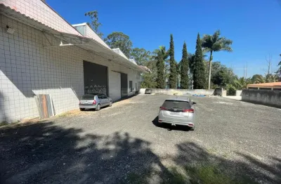 Oportunidade: galpão de 1.300m2 , com terreno de 5.517 mil, com mezanino, escritório, salas de reunião, banheiros, vestuários, pátio  para manobra de carretas,  20 vagas de garagens, fácil acesso para