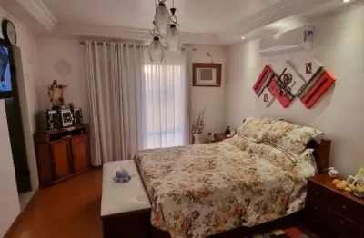 Lindo sobrado com 03 dormitórios sendo 01 suíte  à venda,  200m² no bairro jordanopolis em são bernardo do campo - sp