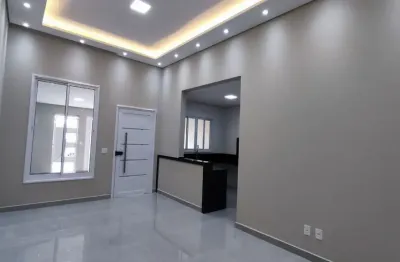 Linda casa térrea  de 136m2, de área construída, e terreno de 150m2, com 3 dormitórios sendo 01 suítes, no jardim nova veneza  - indaiatuba. - sp