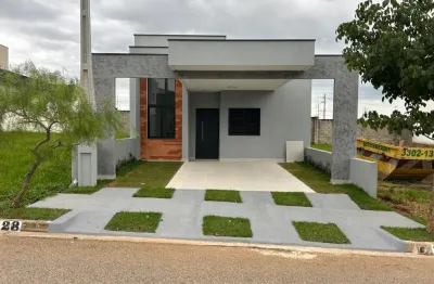 Linda térrea de 118m² de área construída, e terreno de 154m2, à venda no excelente condomínio fechado jardim - sorocaba - sp.