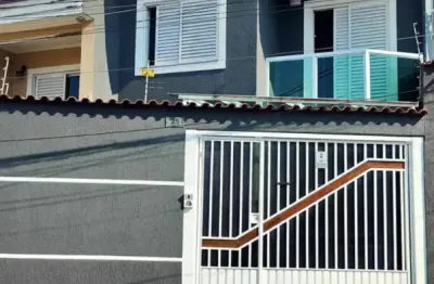 Lindo sobrado de  86m²  com 02 dormitórios sendo 02 suítes, na vila  camilopolis em santo andré - sp