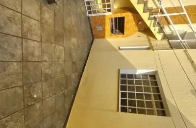 Lindo sobrado de 136m² de área construída e terreno de 202m², no bairro vila floresta  - santo andré - sp