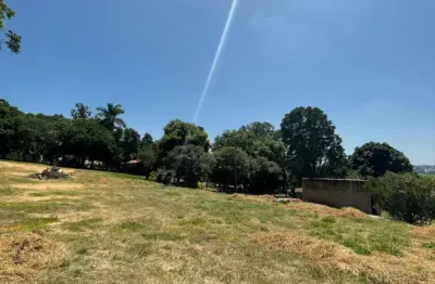 Lindo terreno de 2.220m² no jardim valparaiso em boituva - sp.