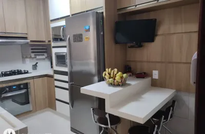 Lindo sobrado à venda com 120m² de área construída, no bairro jardim alvorada - santo andré - sp.