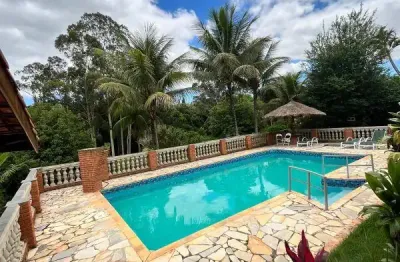 Linda chácara em condomínio fechado vitassay, de 3237m², de terreno, com 282.90m² de área construída, com muito verde em boituva - sp.