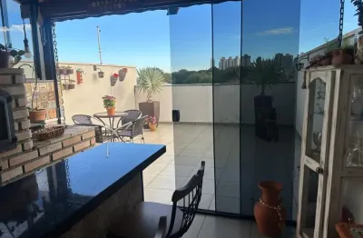 Linda cobertura à venda com 104m² de área construída, no bairro vila scarpelli - santo andré - sp.