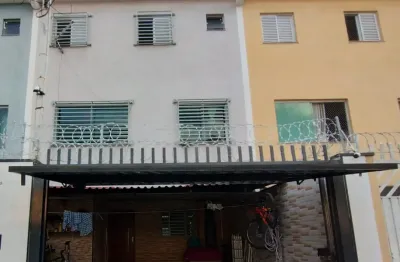 Excelente sobrado à venda com 110m² de área construída, no bairro vila pires - santo andré - sp.