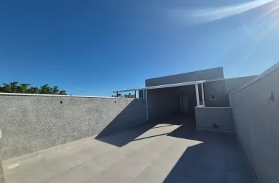 Linda cobertura à venda com 130m² de área construída, no bairro vila américa - santo andré - sp.