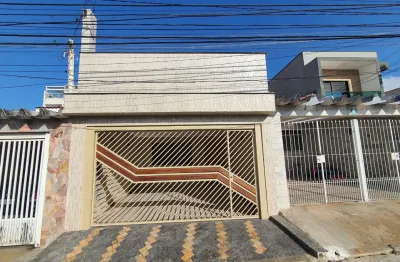 Linda casa térrea à venda com  202m² de área construída, no bairro rudge ramos - são bernardo do campo - sp.