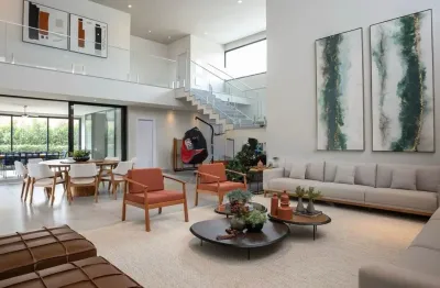 Linda casa de alto padrão à venda com 600m² de área construída, terreno de 1000m² no condomínio residencial fazenda alvorada em porto feliz - sp.