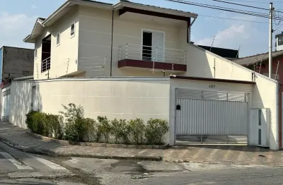Lindo sobrado à venda com 181m² de área construída, terreno de 178.93m², no bairro assunção - são bernardo do campo - sp.