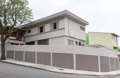 Lindo sobrado à venda com 230m² de área construída, terreno de 200m², no bairro nova petrópolis em são bernardo do campo - sp.
