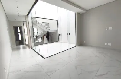 Lindo sobrado à venda com 220m² de área construída, terreno de 140m², no bairro cerâmica - são caetano do sul - sp.