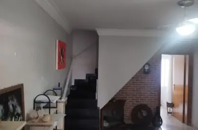 Sobrado de 237m² de área construída, terreno de 127m², no bairro rudge ramos em são bernardo do campo - sp.