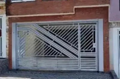 Sobrado de 183m² de área construída e terreno de 125m², no bairro nova petrópolis em são bernardo do campo - sp.