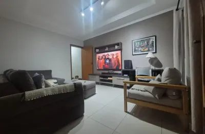 Lindo Sobrado à venda com 155,50m² de Área Construída, terreno de 125m², no bairro Assunção - São Bernardo do Campo - SP.