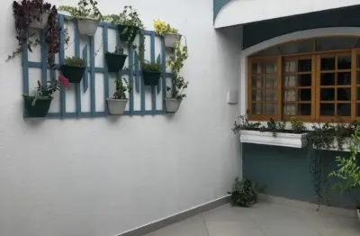 Lindo Sobrado à venda com 189m² de Área Construída, terreno de 180m², no bairro Jardim Copacabana - São Bernardo do Campo - SP.